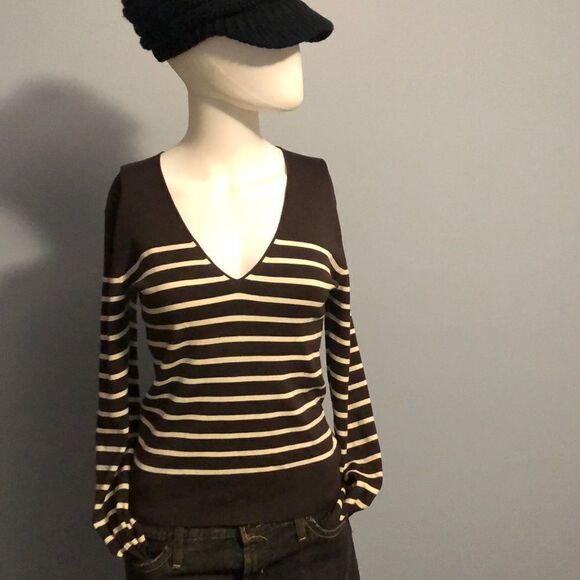 New! Kenneth Cole V Neck Sweater - Picture 1 of 4